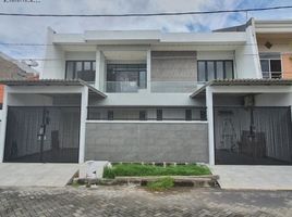 4 Habitación Villa en venta en Sukolilo, East Jawa, Sukolilo