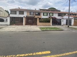 4 Bedroom Villa for sale in Santafé Mall (Centro Comercial Santafé Bogotá), Bogota, Bogota