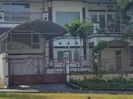 4 Bedroom House for sale in East Jawa, Lakarsantri, Surabaya, East Jawa