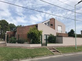 Maison 4 chambre à vendre à Lomas De Zamora, Buenos Aires, Lomas De Zamora