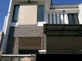 3 Bedroom House for sale in Gunung Anyar, Surabaya, Gunung Anyar