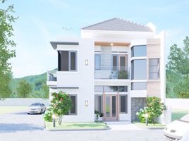 4 Habitación Villa en venta en Lowok Waru, East Jawa, Lowok Waru