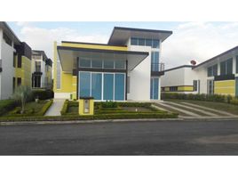 4 Bedroom Villa for sale in Fusagasuga, Cundinamarca, Fusagasuga