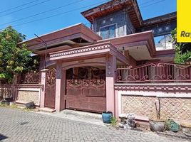 5 Kamar Rumah for sale in Jambangan, Surabaya, Jambangan