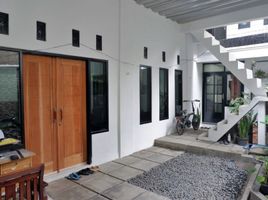 5 Bedroom Villa for sale in Cicadas, Bandung, Cicadas