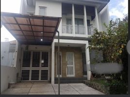 4 Habitación Villa en venta en Lakarsantri, East Jawa, Lakarsantri