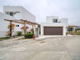4 Habitación Casa en venta en Ensenada, Baja California, Ensenada, Baja California
