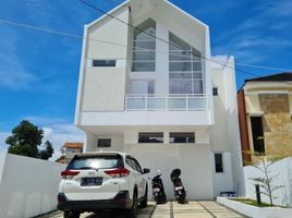 3 Bedroom House for sale in Husein Sastranegara International Airport, Andir, Sukajadi