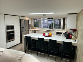 3 Habitación Villa en venta en Parque de los Pies Descalzos, Medellín, Medellín