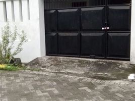 4 Schlafzimmer Haus zu verkaufen in Wiyung, East Jawa, Wiyung
