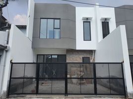 4 Bedroom Villa for sale in Mulyorejo, Surabaya, Mulyorejo