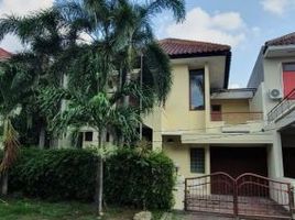 4 Bedroom House for sale in East Jawa, Lakarsantri, Surabaya, East Jawa