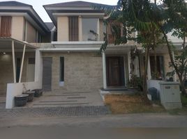 4 Bedroom House for rent in East Jawa, Lakarsantri, Surabaya, East Jawa