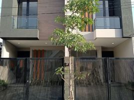3 Habitación Villa en venta en Kenjeran, East Jawa, Kenjeran