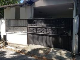  Villa zu verkaufen in Tambaksari, East Jawa, Tambaksari