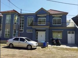 4 Schlafzimmer Haus zu verkaufen in Tenggilis Mejoyo, East Jawa, Tenggilis Mejoyo, Surabaya, East Jawa