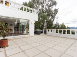 6 Bedroom House for sale in Chia, Cundinamarca, Chia