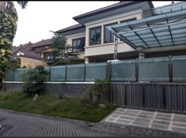 6 Schlafzimmer Villa zu verkaufen in Dukuhpakis, East Jawa, Dukuhpakis