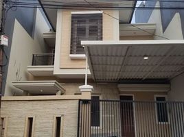 5 Bedroom House for sale in Kenjeran, Surabaya, Kenjeran