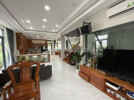 4 Phòng ngủ Biệt thự for sale at Lucasta Villa Khang Dien, Phú Hữu