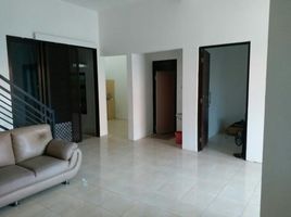 4 Bedroom Villa for sale in Kenjeran, Surabaya, Kenjeran