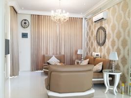 6 Bedroom House for sale in Dukuhpakis, Surabaya, Dukuhpakis