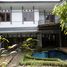 5 Bedroom Villa for sale in 23 Paskal Shopping Center, Andir, Cidadap