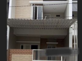 4 Habitación Villa en venta en Gunung Anyar, East Jawa, Gunung Anyar