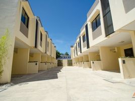 2 Bedroom Townhouse for sale in Hilton Port, Cebu, Lapu-Lapu City, Cebu