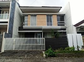 3 Bedroom Villa for sale in Mulyorejo, Surabaya, Mulyorejo