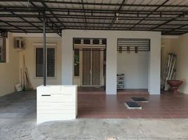 4 Bedroom House for sale in Gayungan, Surabaya, Gayungan