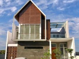 3 Habitación Casa en venta en Wiyung, East Jawa, Wiyung