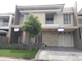 4 Bedroom House for sale in East Jawa, Lakarsantri, Surabaya, East Jawa