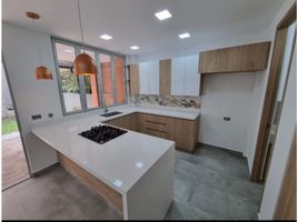 4 Schlafzimmer Villa zu verkaufen in Envigado, Antioquia, Envigado