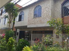  Villa for sale in Giron, Santander, Giron