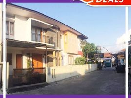 5 Kamar Vila for sale in Husein Sastranegara International Airport, Andir, Parongpong