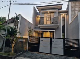 3 Habitación Villa en venta en Tambaksari, East Jawa, Tambaksari