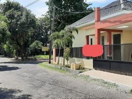 3 Schlafzimmer Haus zu verkaufen in Sukolilo, East Jawa, Sukolilo