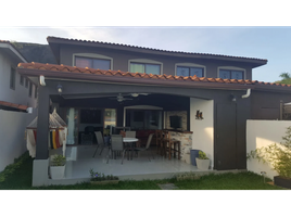 3 Habitación Casa en venta en Panamá, Las Cumbres, Ciudad de Panamá, Panamá