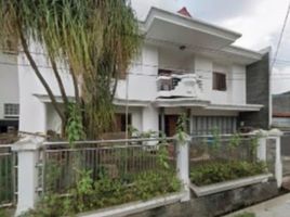 5 Kamar Vila for sale in Husein Sastranegara International Airport, Andir, Sumurbandung