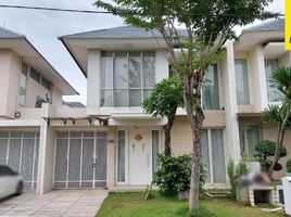 4 Kamar Vila for sale in Lakarsantri, East Jawa, Lakarsantri, Surabaya, East Jawa, Indonesia