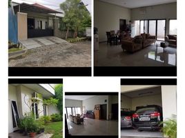 4 Bedroom House for sale in East Jawa, Tenggilis Mejoyo, Surabaya, East Jawa