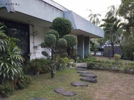 5 Bedroom House for sale in Dukuhpakis, Surabaya, Dukuhpakis