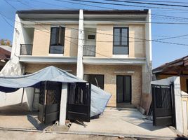 4 Schlafzimmer Villa zu verkaufen in Rungkut, East Jawa, Rungkut