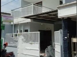 4 Bedroom House for sale in East Jawa, Dukuhpakis, Surabaya, East Jawa