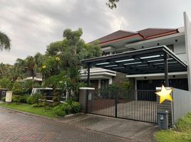 5 Bedroom House for sale in Dukuhpakis, Surabaya, Dukuhpakis