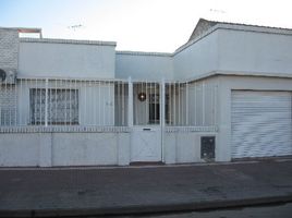 2 Bedroom House for sale in Quilmes, Buenos Aires, Quilmes