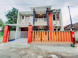 5 Bedroom House for sale in Kalasan, Sleman, Kalasan