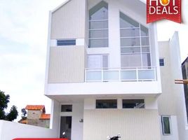 3 Kamar Vila for sale in Husein Sastranegara International Airport, Andir, Cimahi Tengah