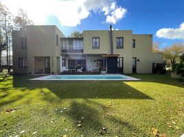 3 Bedroom House for sale in General Sarmiento, Buenos Aires, General Sarmiento